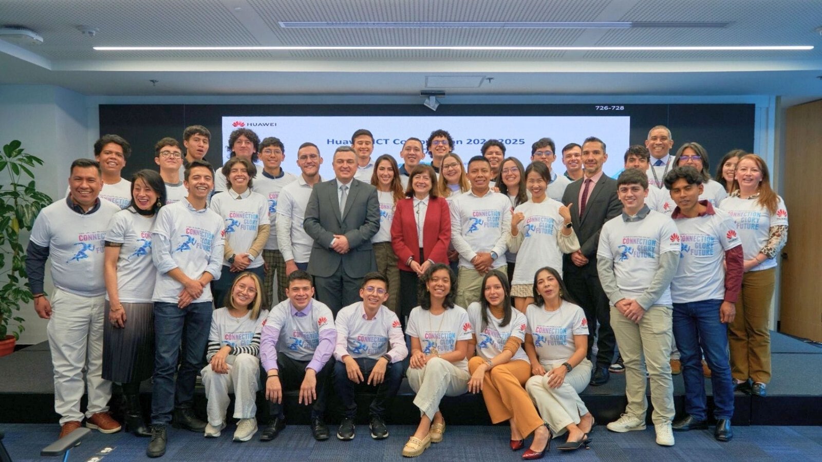 huawei-ict-competition-colombia-2025-finalistas Estudiantes colombianos compiten por un cupo en la final global de Huawei ICT en China