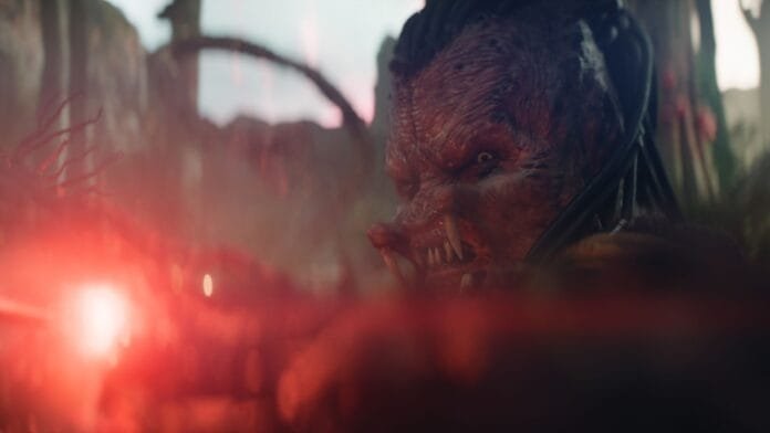 depredador-tierras-salvajes-dan-trachtenberg-estreno-cines Depredador: Tierras Salvajes se estrena el 6 de noviembre con Dan Trachtenberg dirigiendo. Nueva perspectiva del universo con Elle Fanning y formato premium.