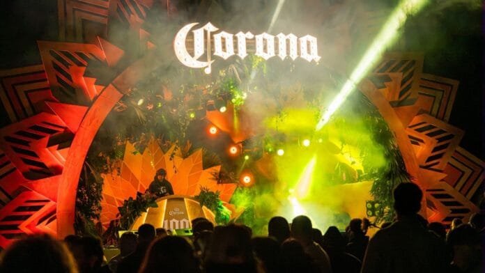 Capital Cities en Corona Sunsets Sessions Bogotá 2025 en Hacienda Márquez