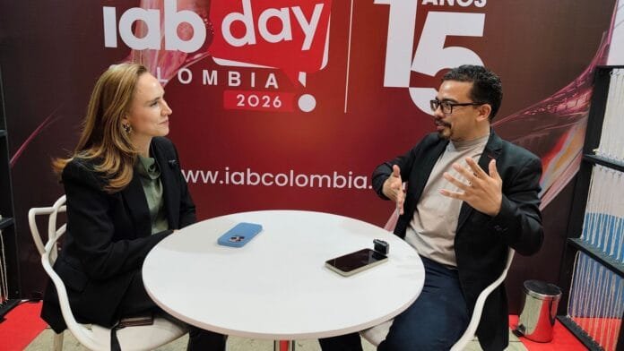 Natalia Serna CEO de Goldfish y Andrés Cristancho MasterCrispi en el IAB Day Colombia 2026