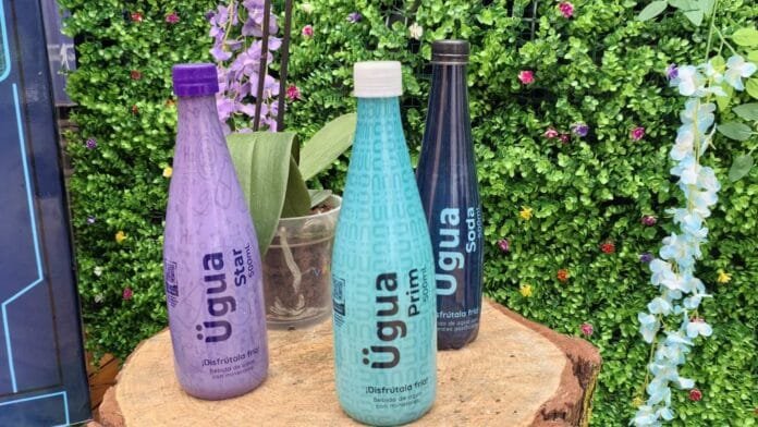 Botella de Ügua, primera agua funcional colombiana con hidrógeno molecular activo disponible en Jumbo