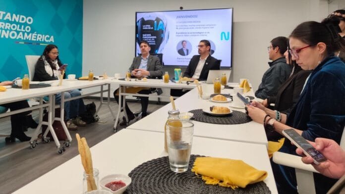 Desayuno con medios de SONDA Colombia sobre IA empresarial en Bogotá junio 2026