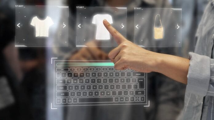 Manos en teclado con panel de seguridad y datos de pagos digitales en Colombia