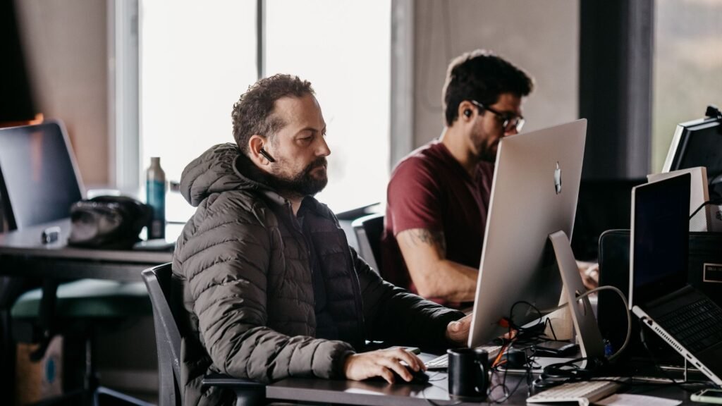 Cómo reducir el error humano en ciberseguridad en una empresa con formación y hábitos seguros del equipo