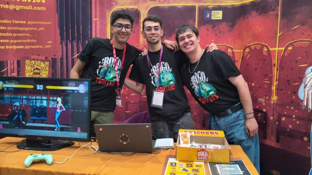 ¿Qué es Bogofighters? El juego de peleas colombiano ambientado en un TransMilenio que apunta a Steam y se mostró en SOFA 2026 1 Equipo de Disparche Estudios, desarrolladores del juego colombiano Bogofighters, en SOFA 2026